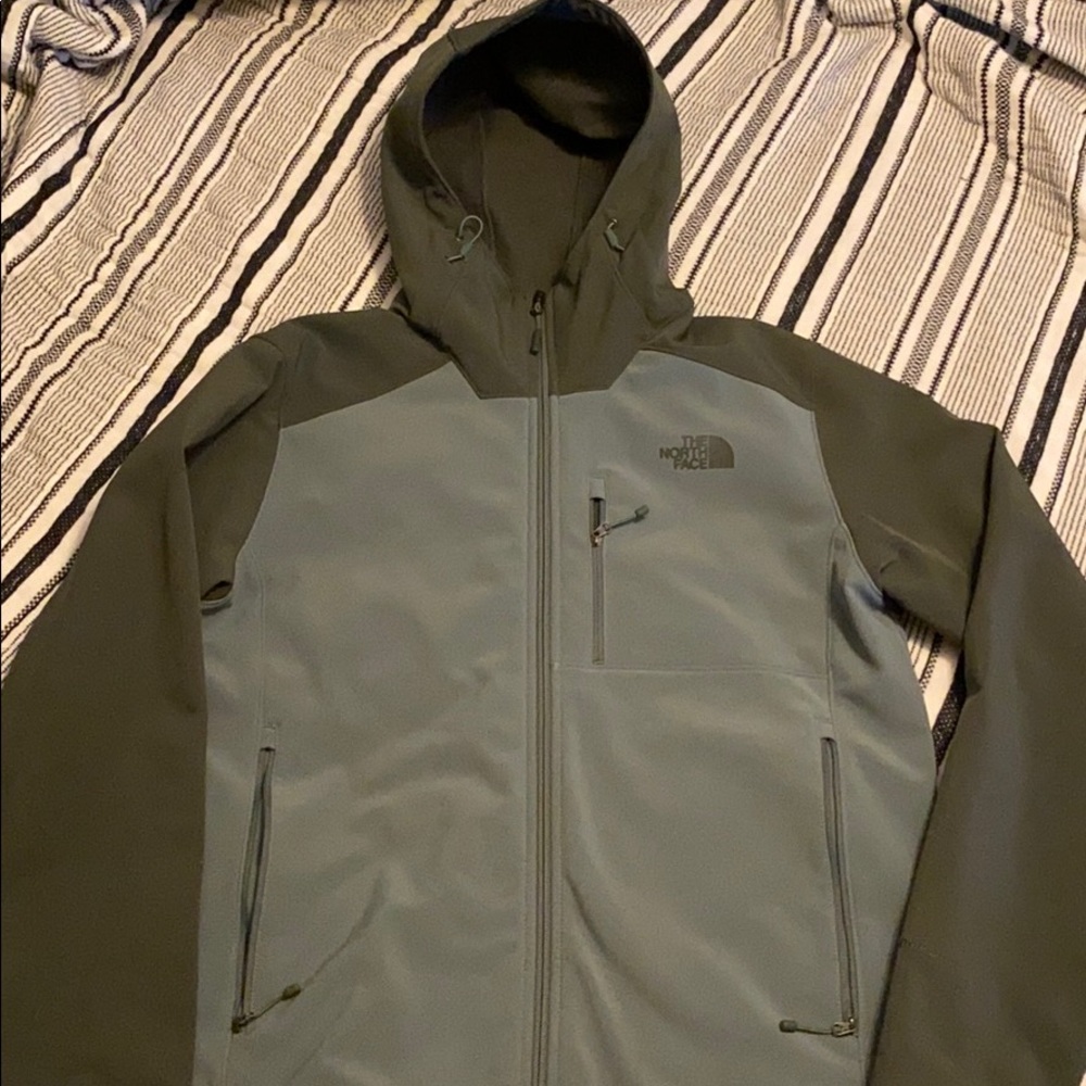 Men’s North Face Softshell